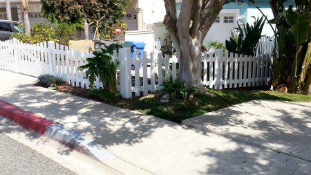 scalloped picket painted